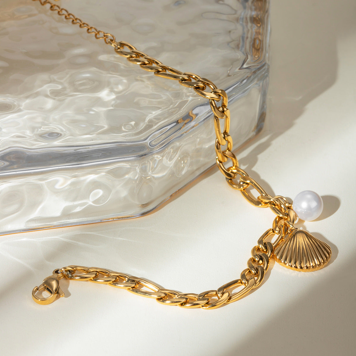 Wholesale 18k gold stainless steel shell pearl bracelet