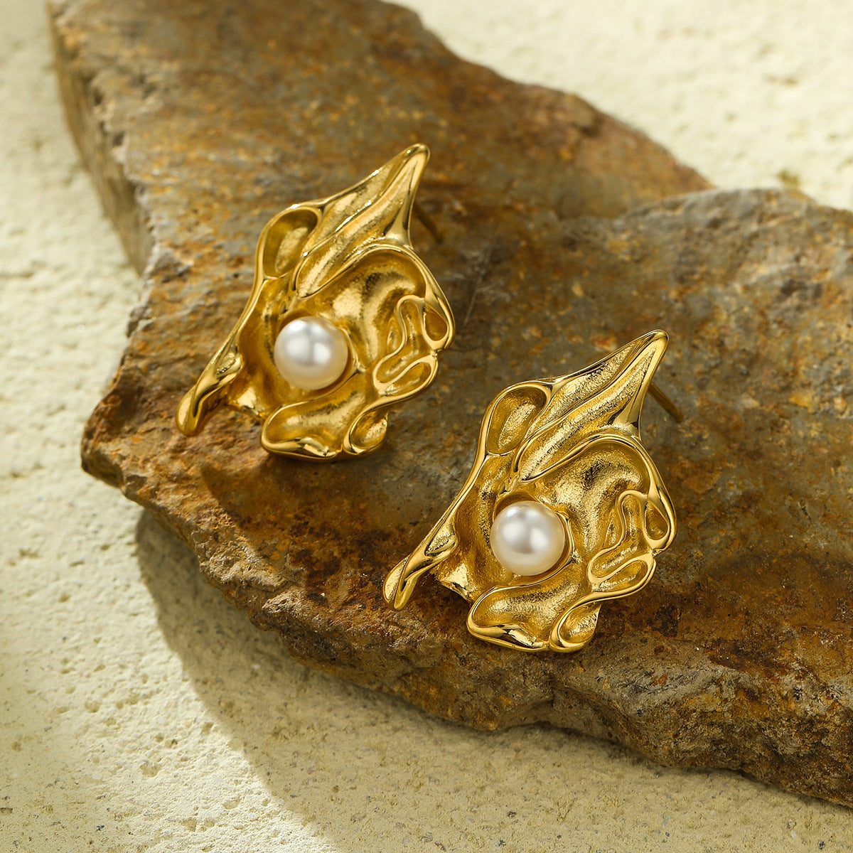 Wholesale stainless steel earrings geometric flowers pearl  earrings