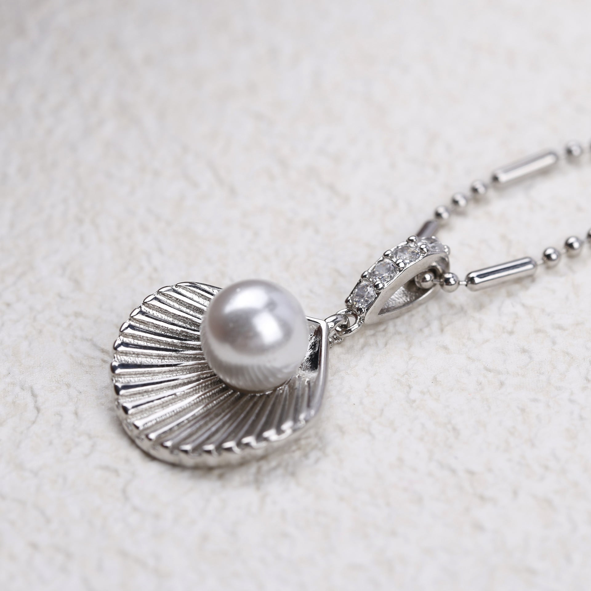 Wholesale Summer  Pearl Shell Pearl silver Necklace