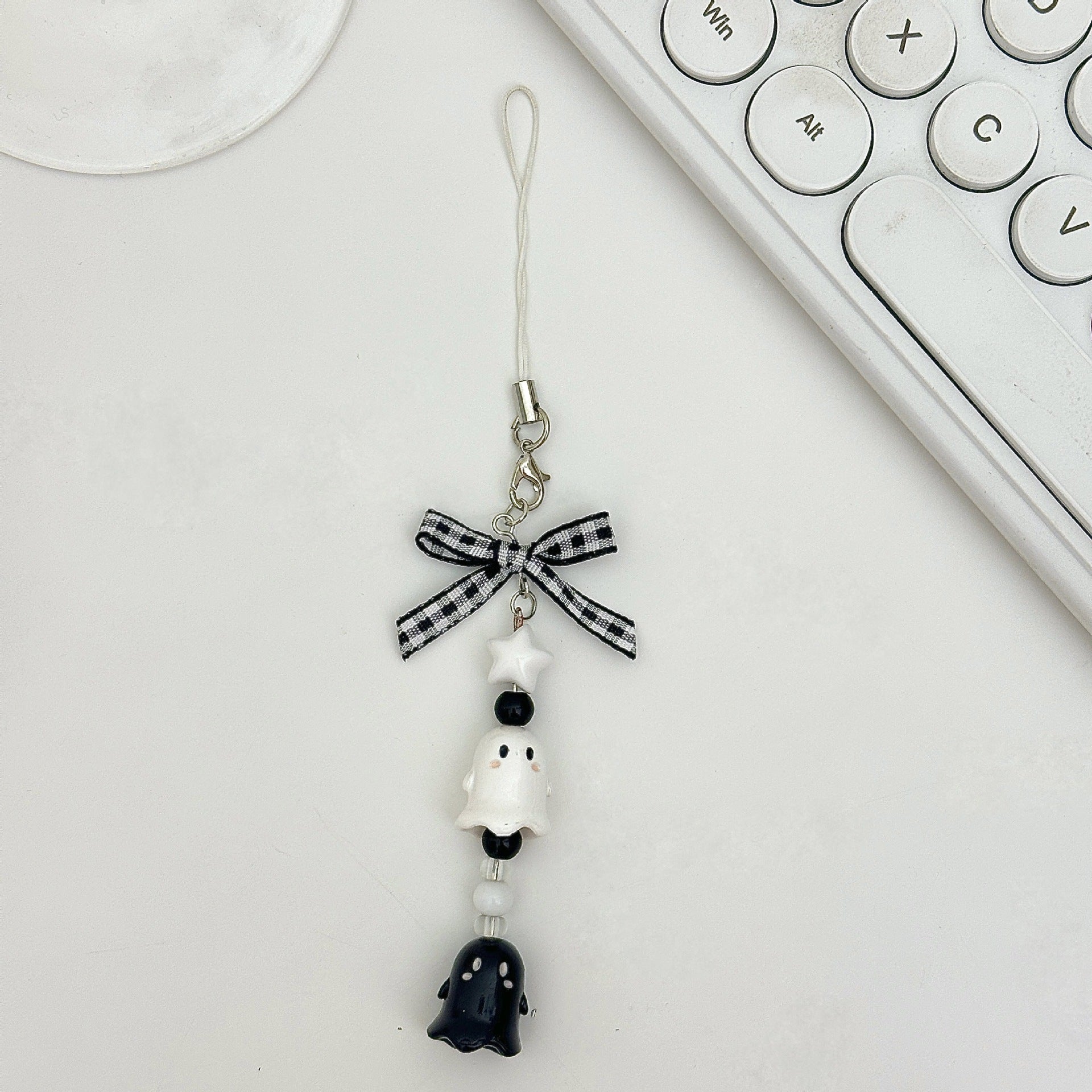 Wholesale Halloween Bow Ghost Piao Beaded Keychains