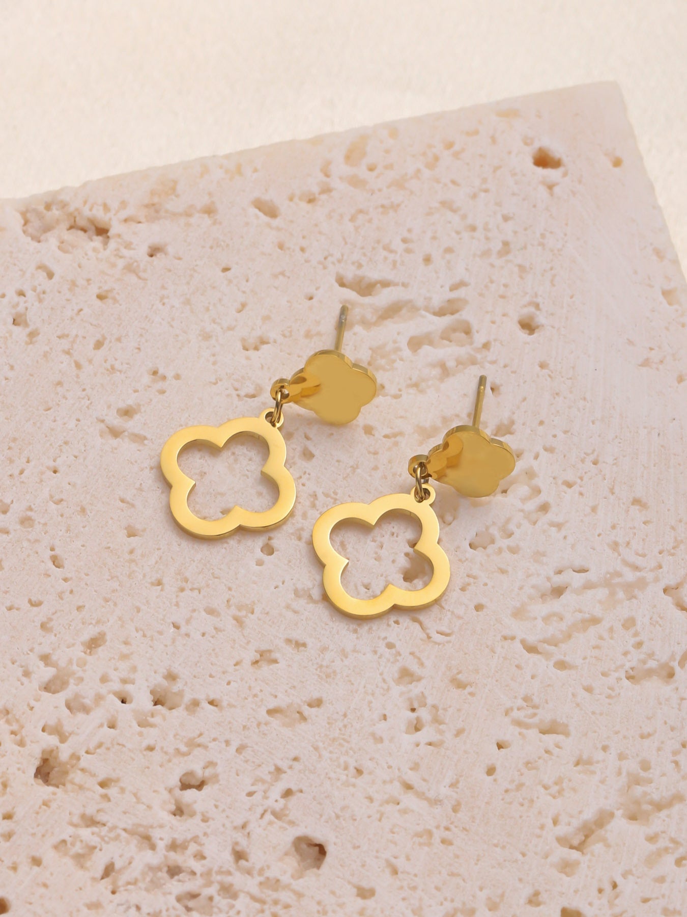 Wholesale Stainless steel Four-leaf clover earrings