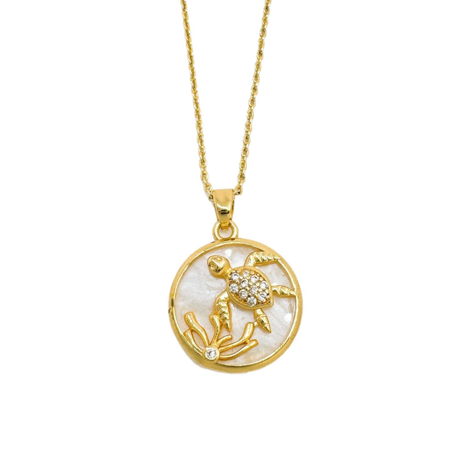 Wholesale Chic Sea Turtle Pendant Necklace With Natural Mother Of Pearl Gold Plated Copper Ocean Series Jewelry Accessory For Boutique Resale