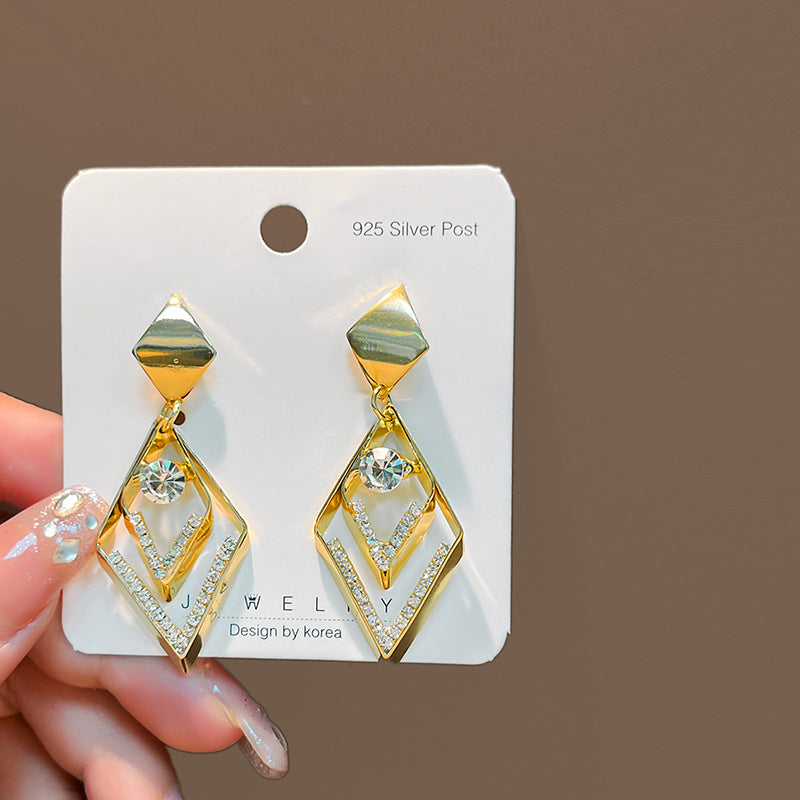 Wholesale Vintage Butterfly Hollow Blue Five-pointed Star Earrings