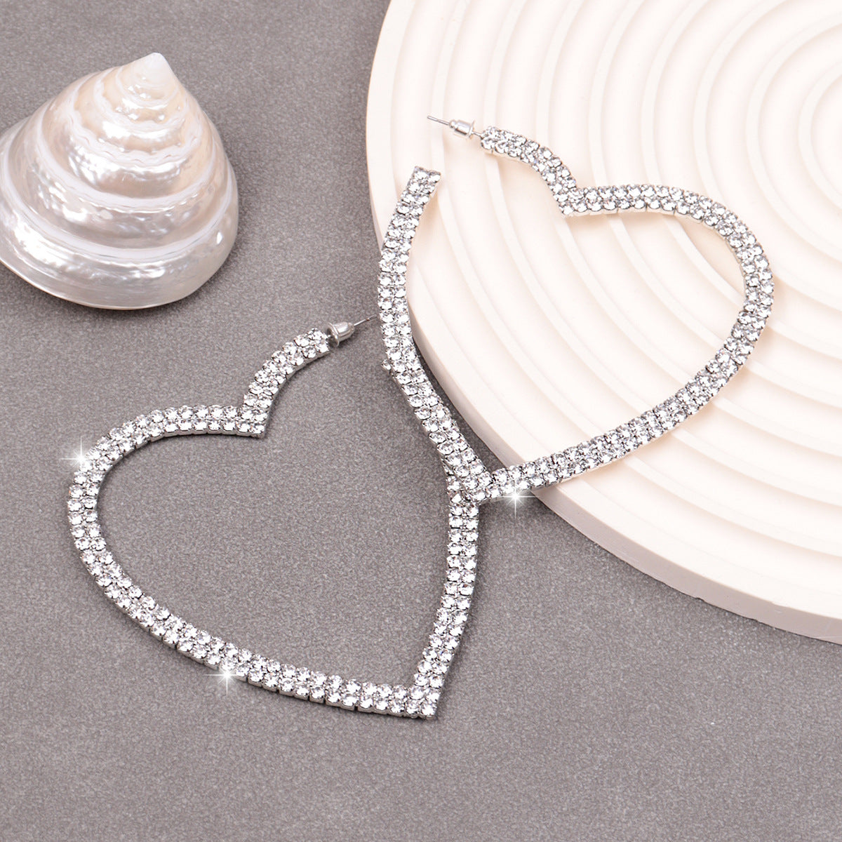 Wholesale personalized earrings alloy Diamond-embedded craft popular round big heart earrings