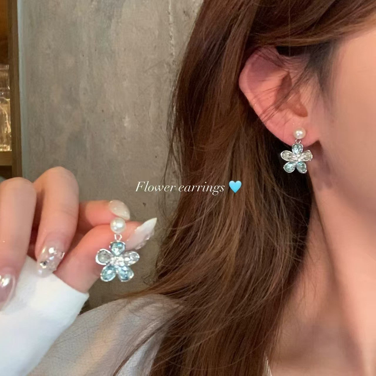 Wholesale Alloy Electroplated Hollow Zircon Stud Earrings Geometric Design Party Jewelry Gift for Women