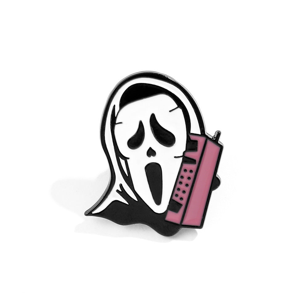 Wholesale  5pcs Scream Series  Metal Brooch