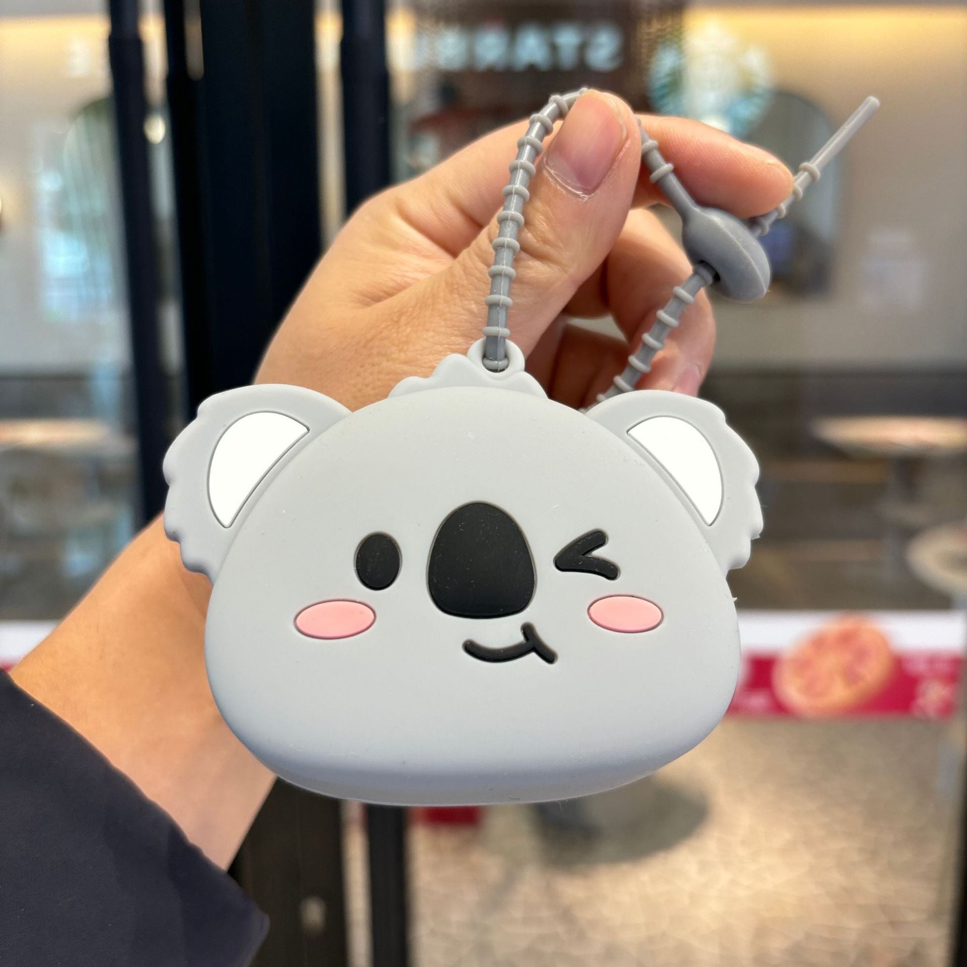Wholesale Cute Cartoon Silicone Wallet Keychain