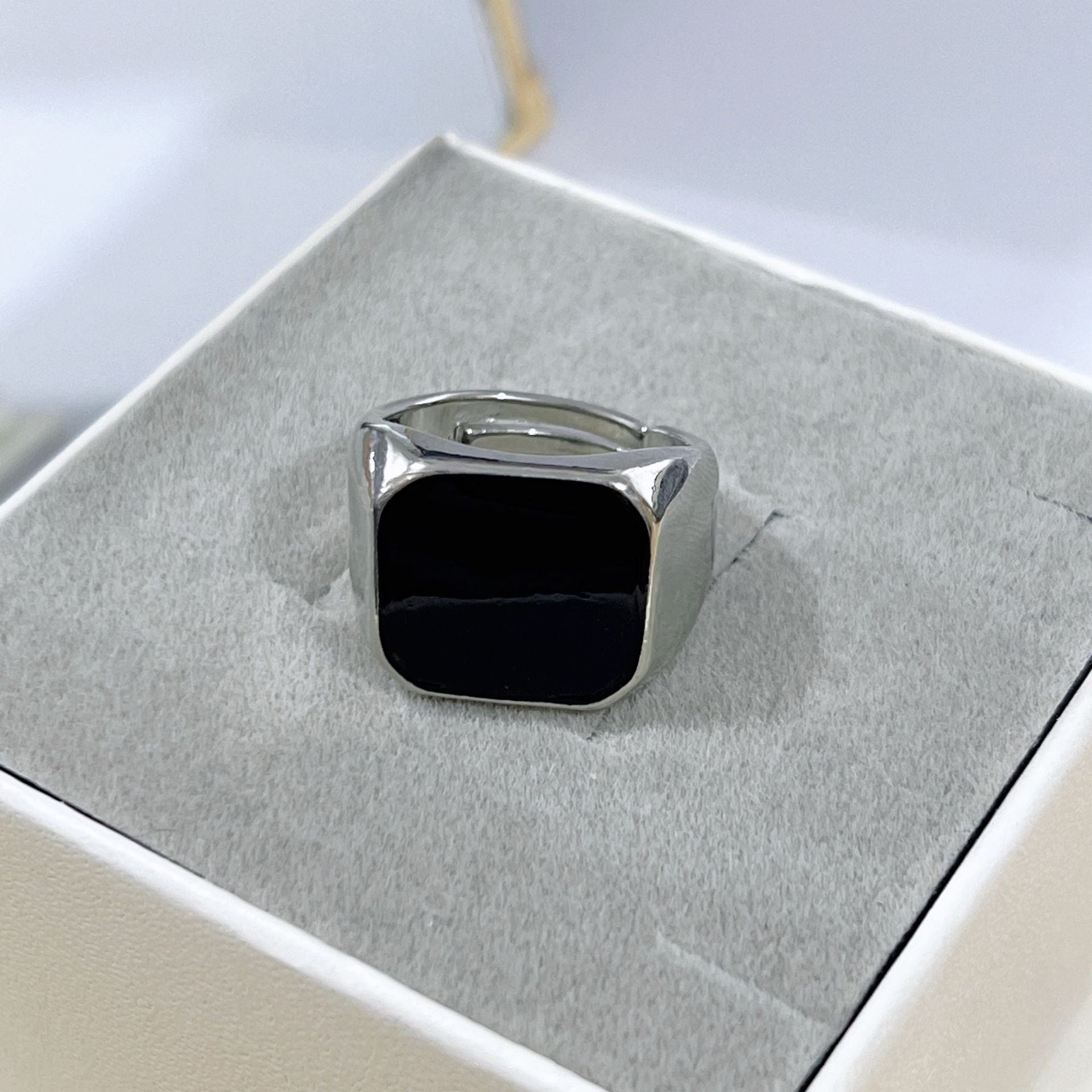 Wholesale Twisted Infinity Ring Bohemian Vintage Alloy Ring Adjustable rings