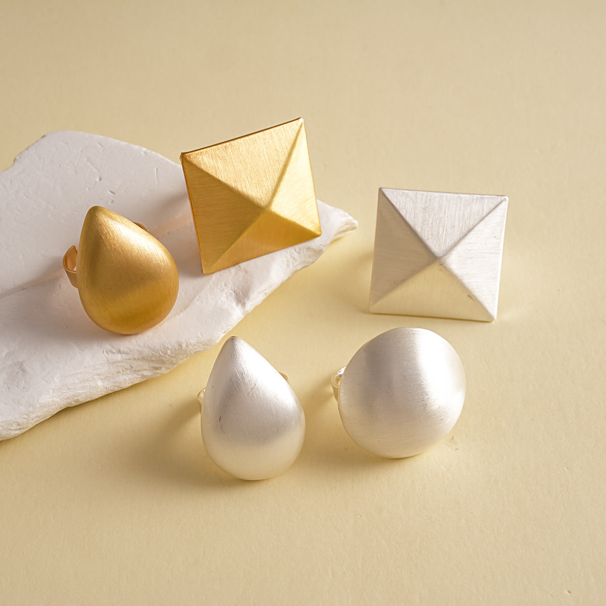 dxx-img:897b1edecb5604acefb24df4d684f889