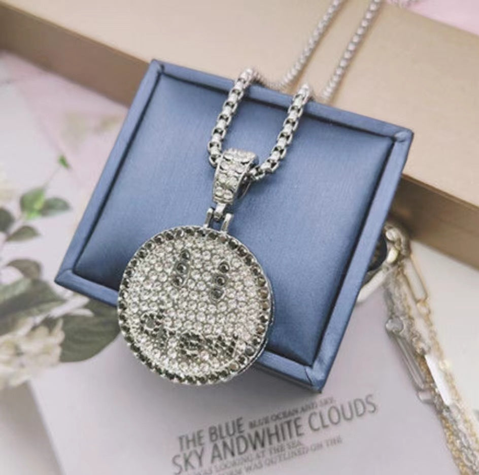 Wholesale Vintage Dot Diamond Circle Long Necklace