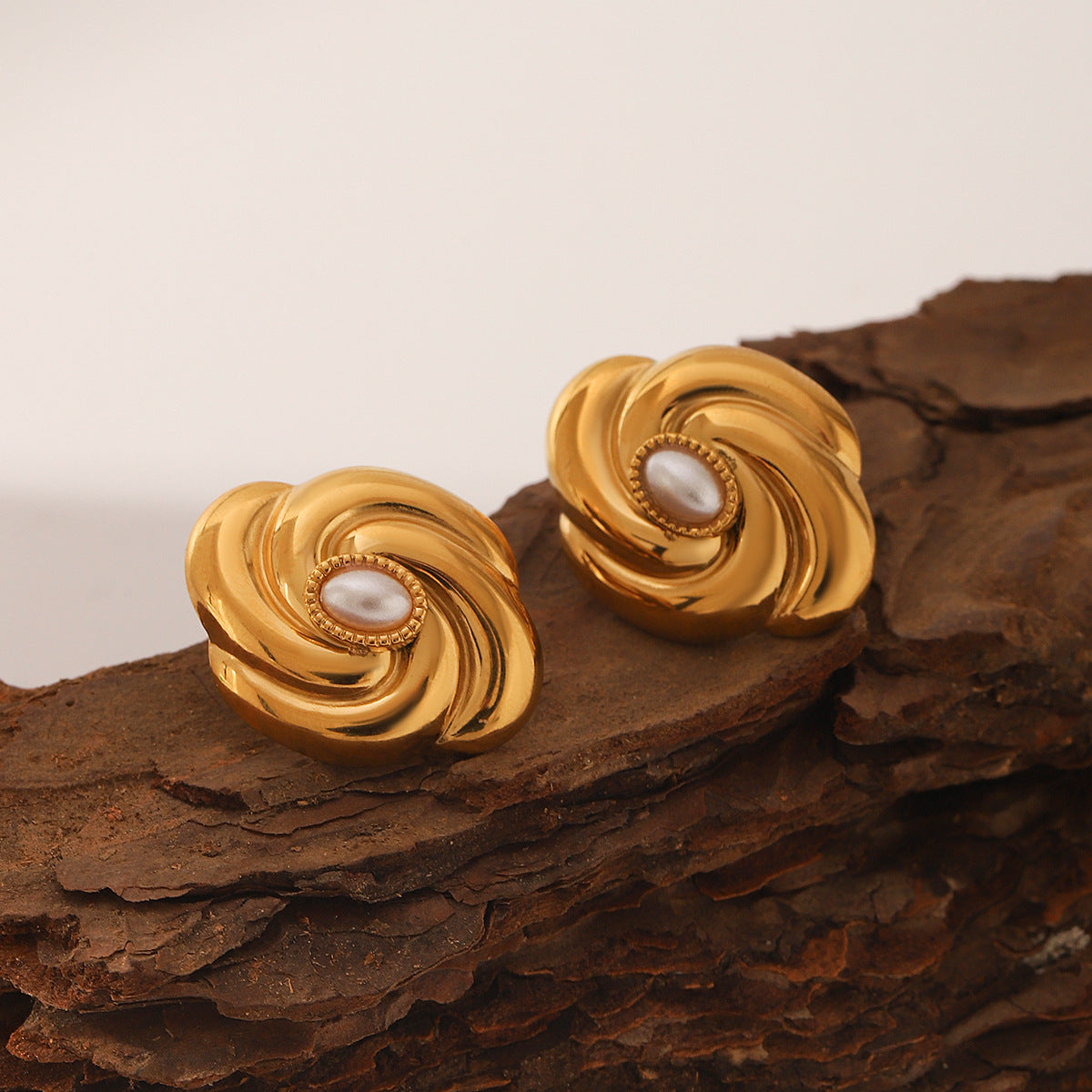 Wholesale  Stainless Steel 18K Gold Thread Flower Earrings