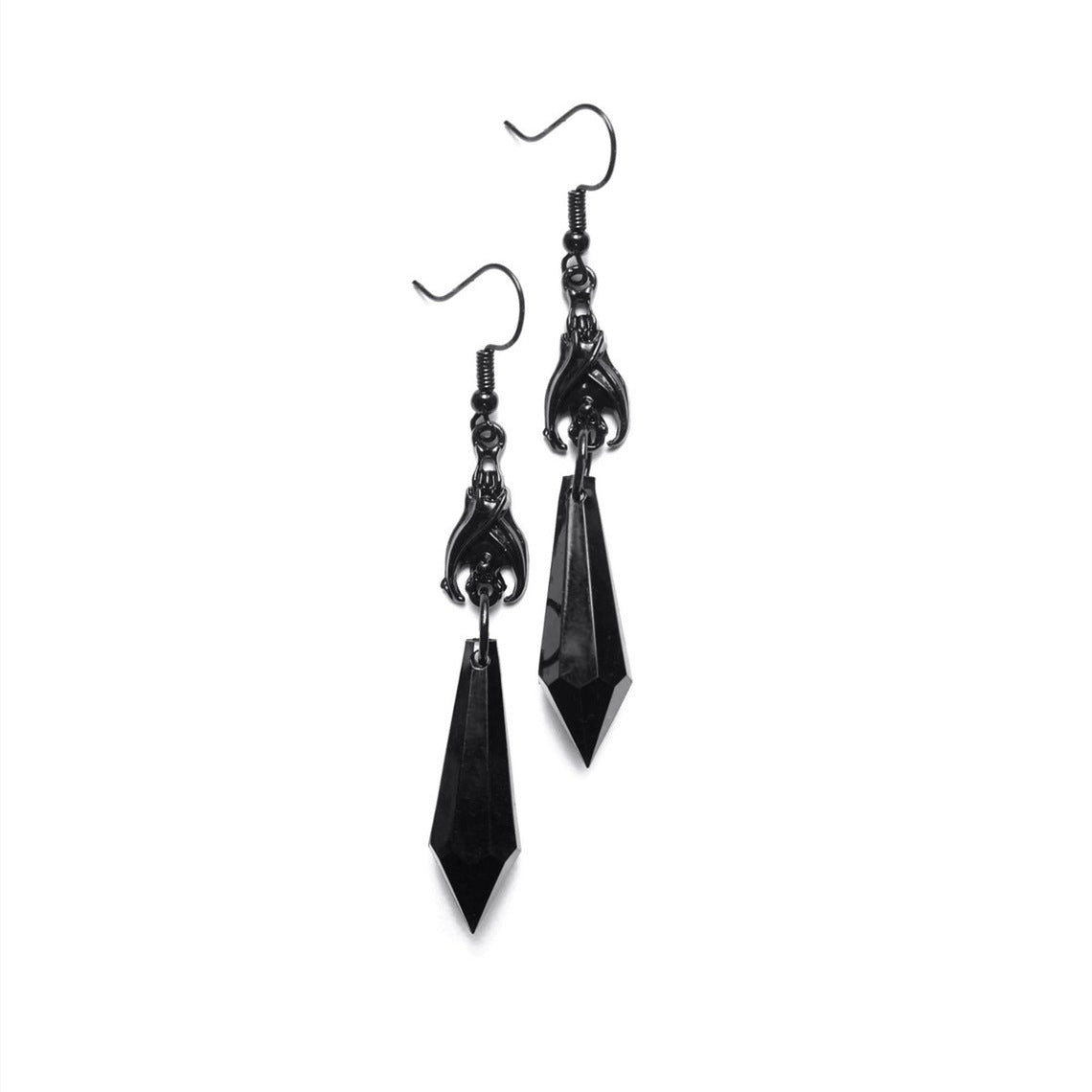 Wholesale Red and Black Gemstone Pendant Earrings Dark Black Bat Decoration Alloy Earrings ACC-ES-AnMing002
