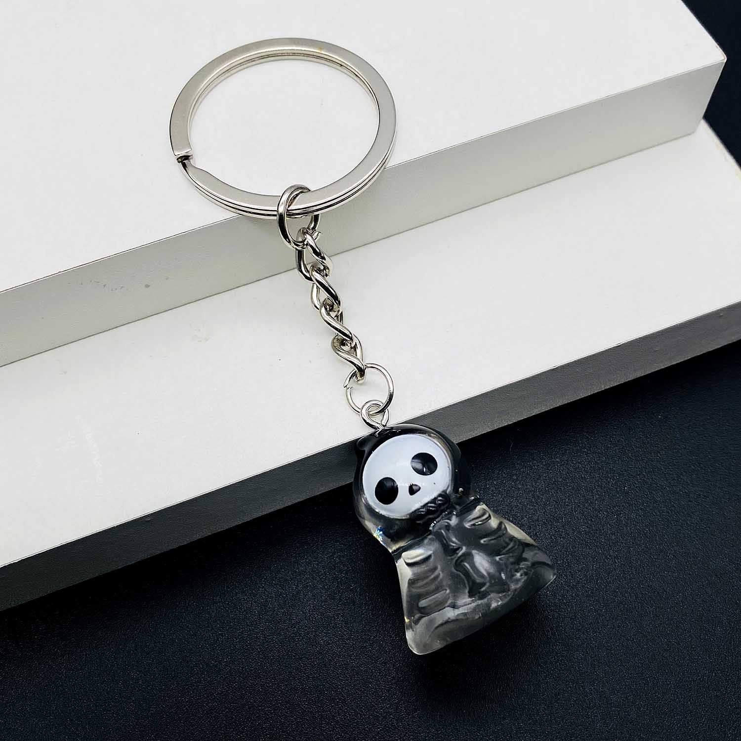 Wholesale  Resin Keychain with Ghost Coffin Pumpkin Design,  Trendy Car Key Accessory for Bags and Backpacks