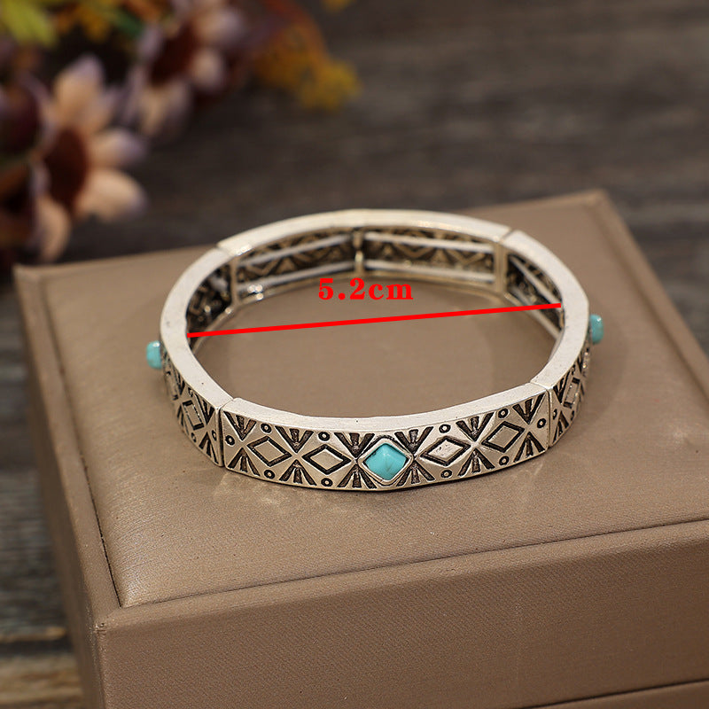 Wholesale Retro Ethnic Carved Turquoise Color Bracelet Fashion Jewelry Accessory For Boutique Resale