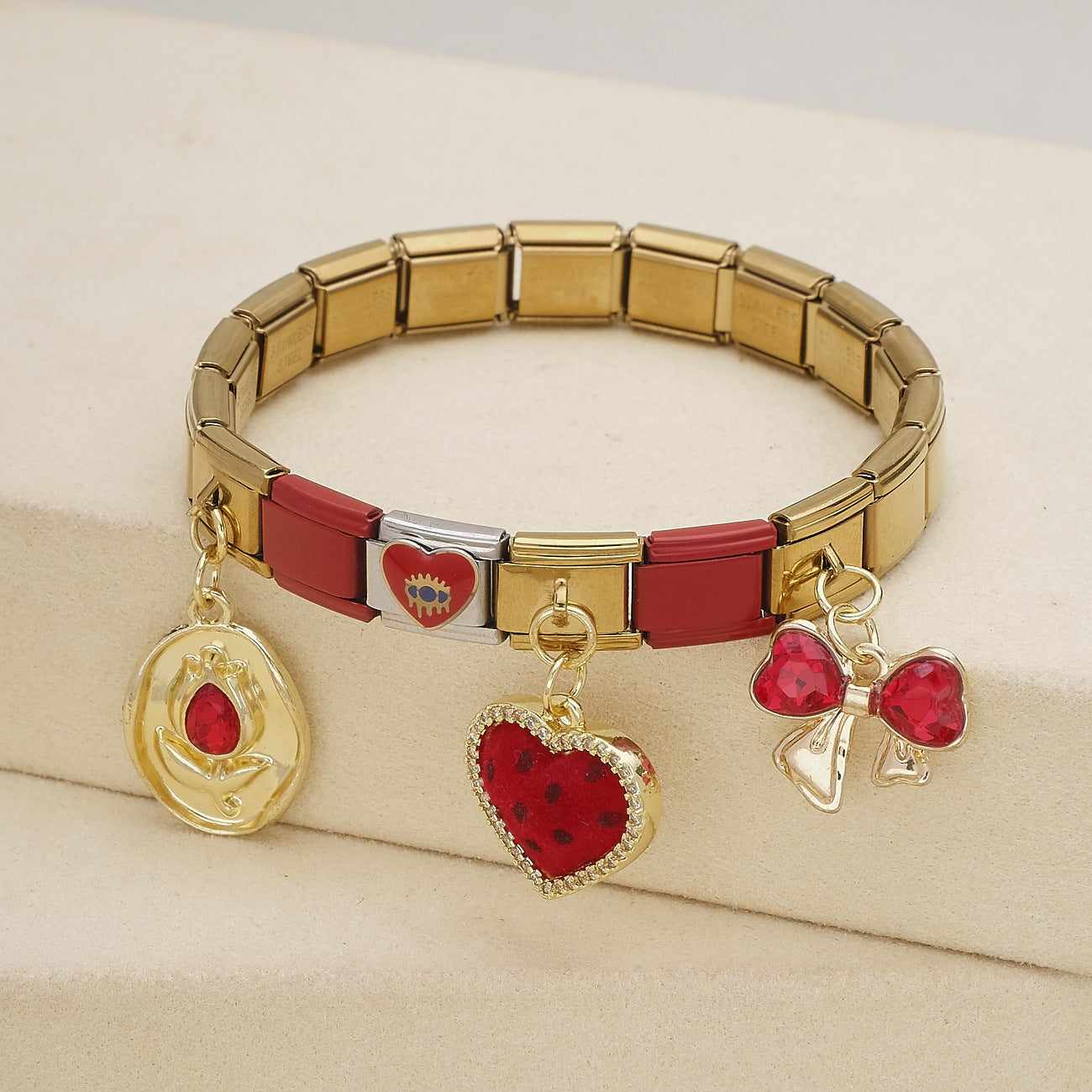 Wholesale Electroplated Stainless Steel Vintage Red Gold Heart Mushroom Cherry Butterfly Bracelet Charms DIY Jewelry Making Accessory