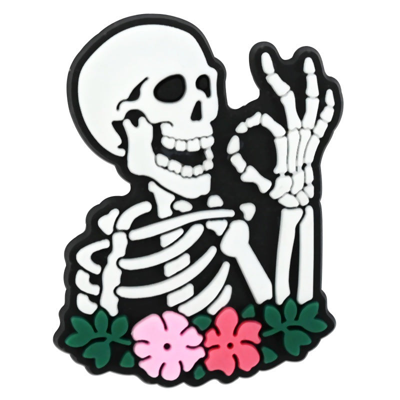 Wholesale Random 100pcs  skull cartoon clogs  PVC Soft Rubber Shoe Buckle Decoration