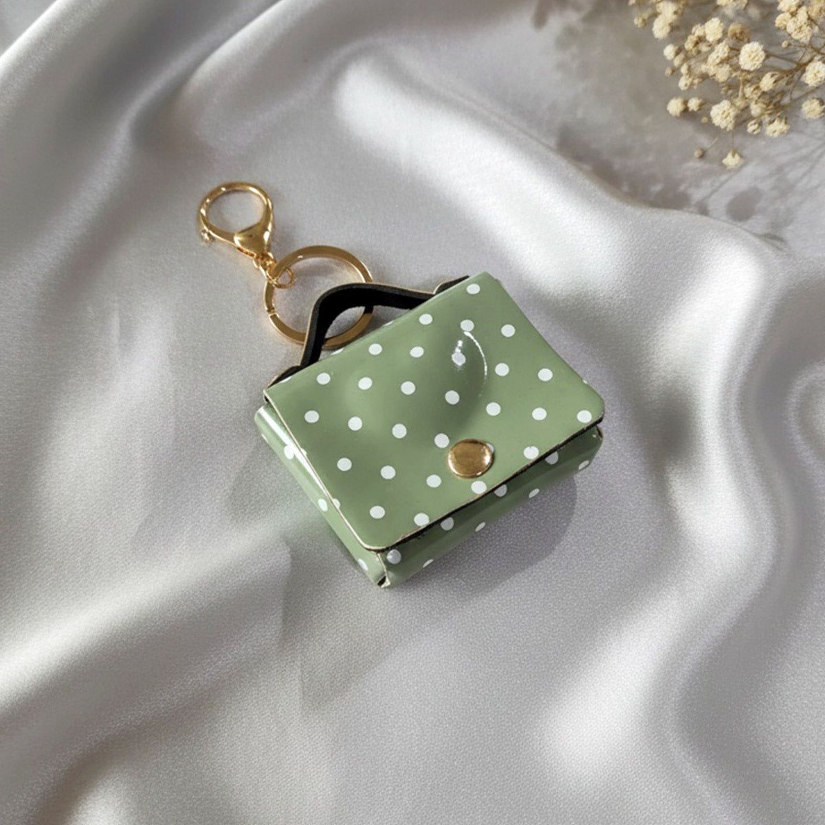 Wholesale Polka Dot Heart Leather Mini Coin Purse Keychain Bag Charm Stylish Gift