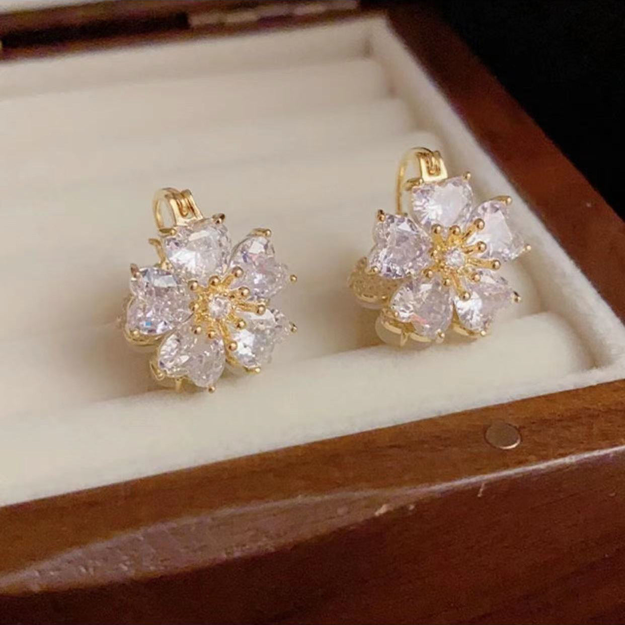 Wholesale Double Sided Flower Stud Earrings ACC-ES-Yinhe006