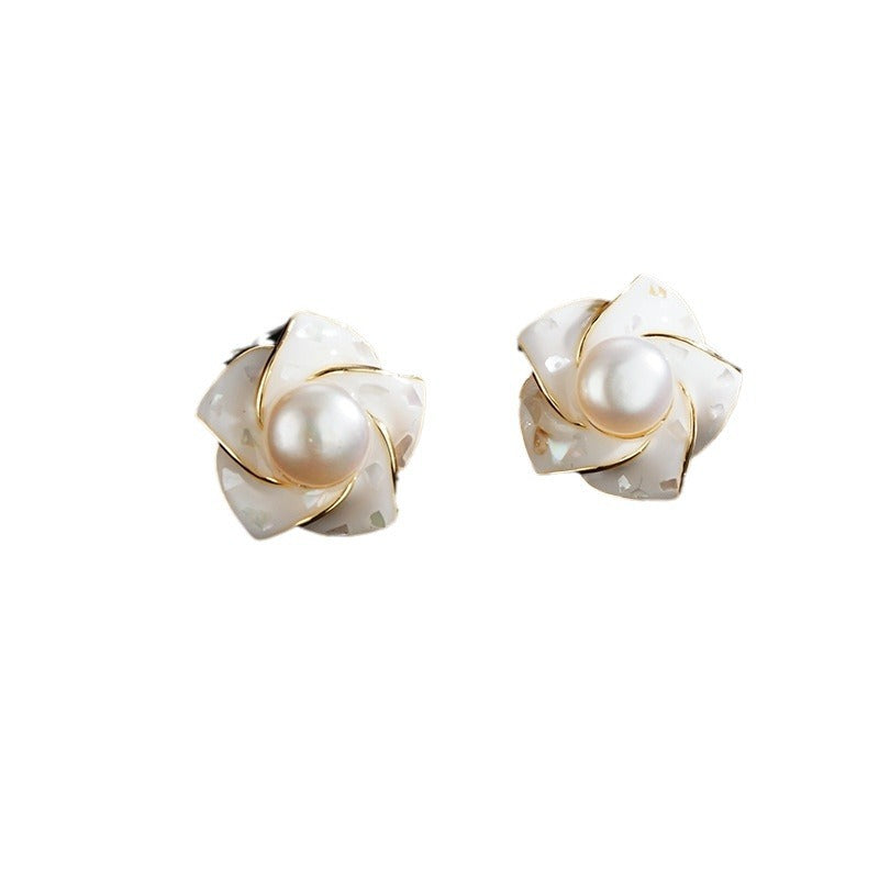 Wholesale Luxury  Pearl Flower Earrings