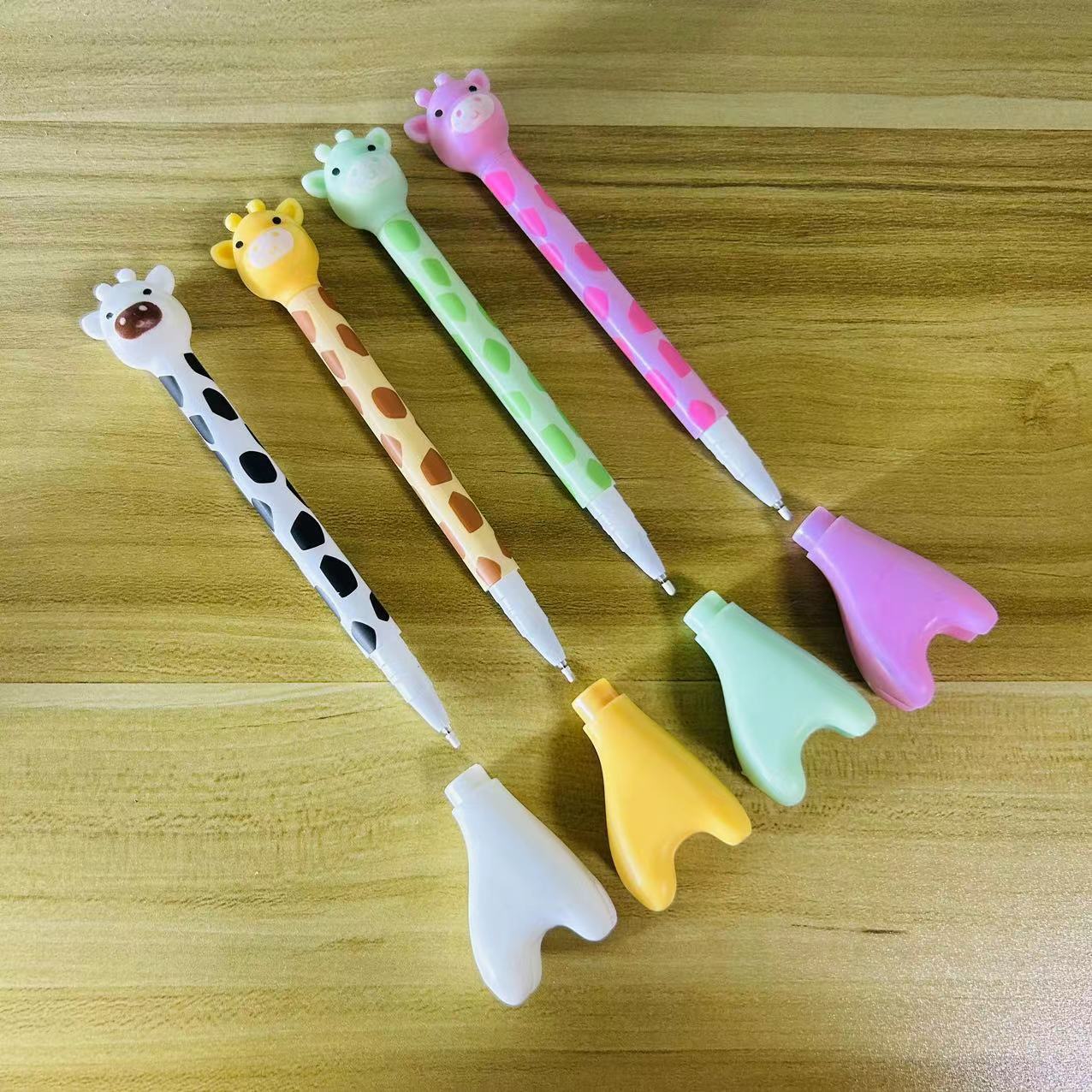 Wholesale Cartoon cute giraffe gel pen