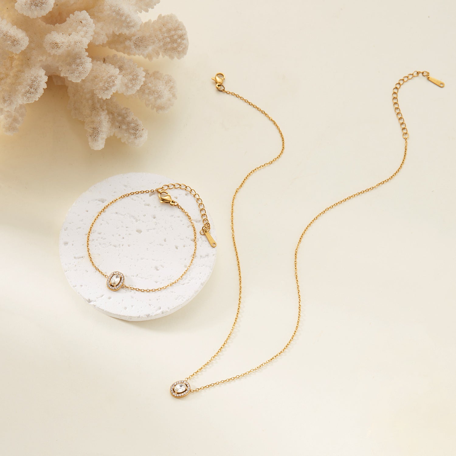 Wholesale Titanium Steel Flower Geometric Necklace