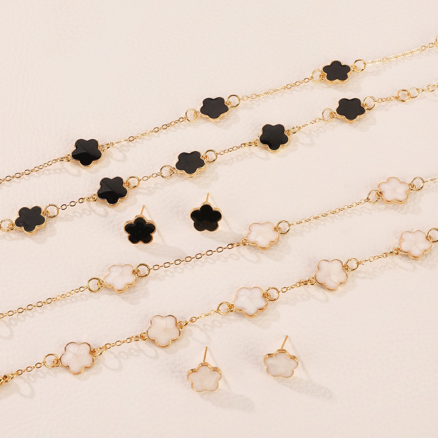 Wholesale Simple Petal Five-leaf Flower Necklace Ring Bracelet Earrings Sets ACC-NE-MY013