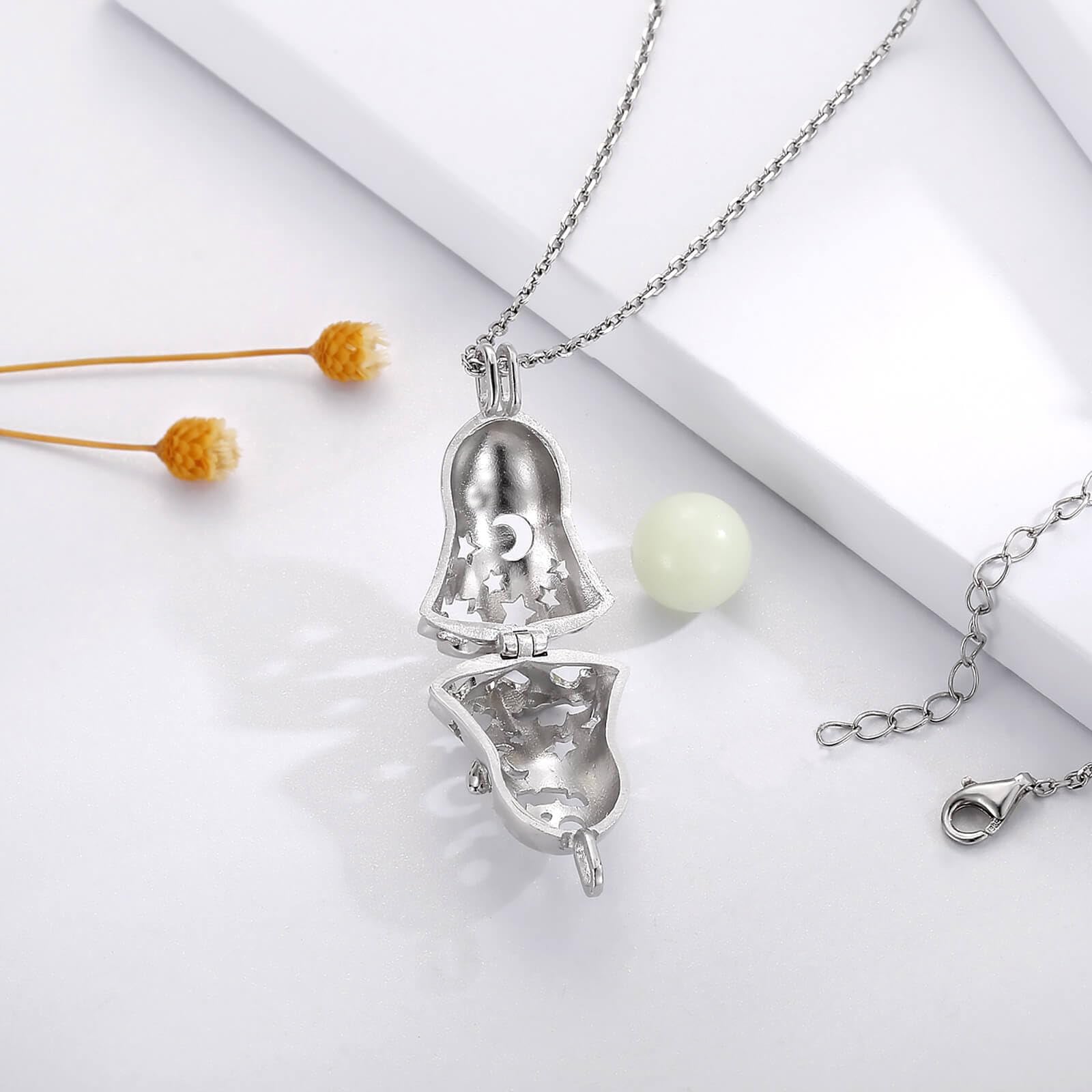 Wholesale  Creative Hollow Luminous Ghost Clavicle Chain Halloween Three-Dimensional  Necklace