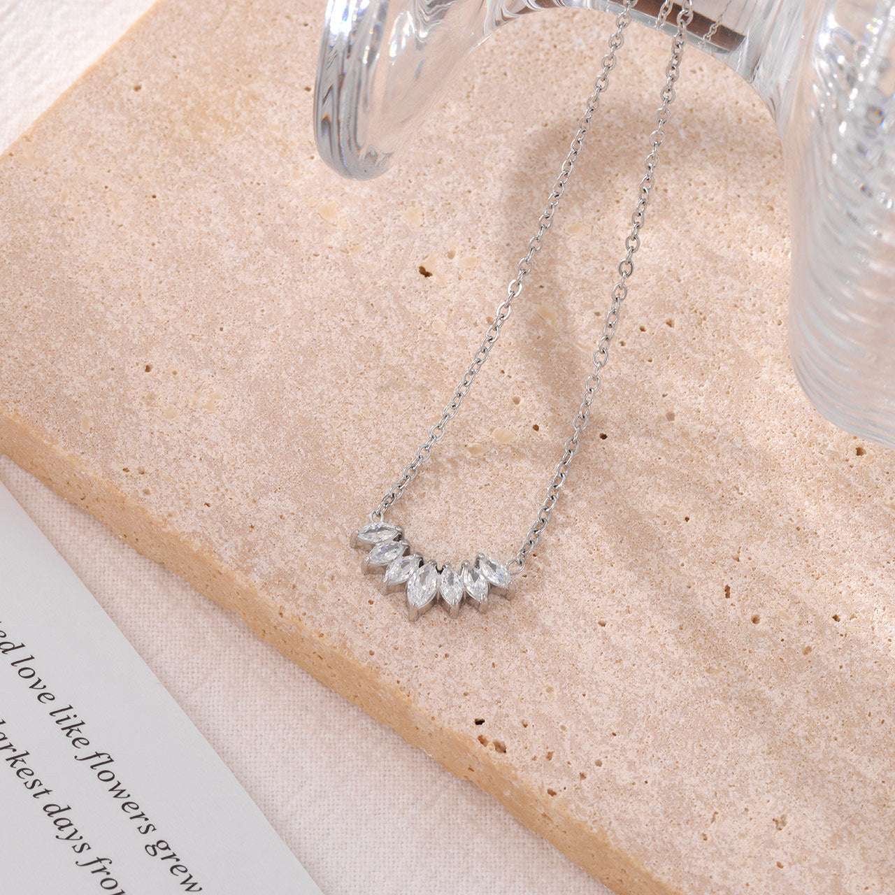 Wholesale  Zircon Petals Titanium Steel  choker necklace