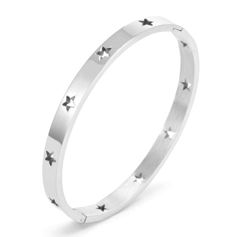 Bracciale all'ingrosso in acciaio al titanio con stella a cinque punte cava