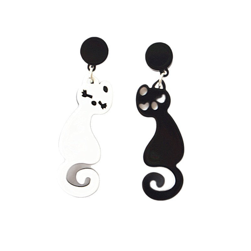 Wholesale Trendy Black White Cat Acrylic Earrings Handmade Fashion Accessory for Boutique Resale