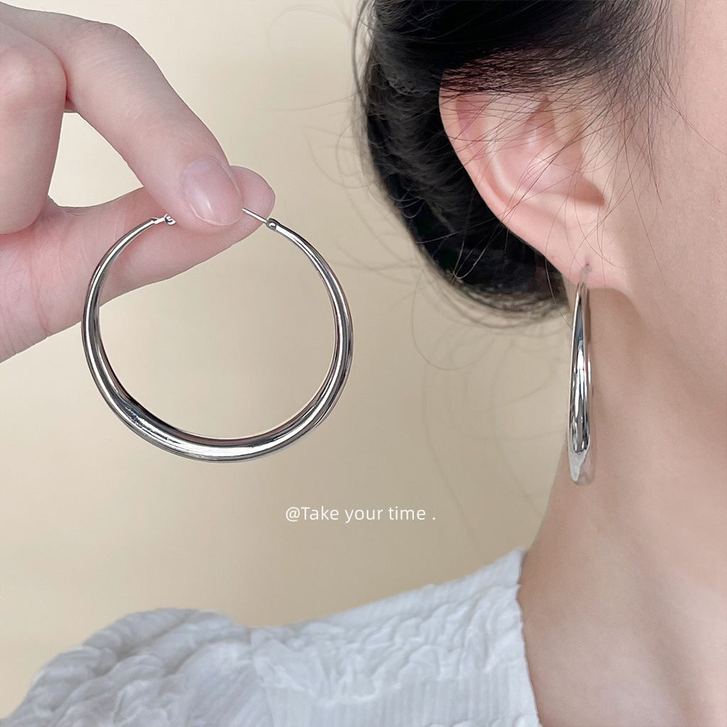 Wholesale Round Geometric Versatile Earrings