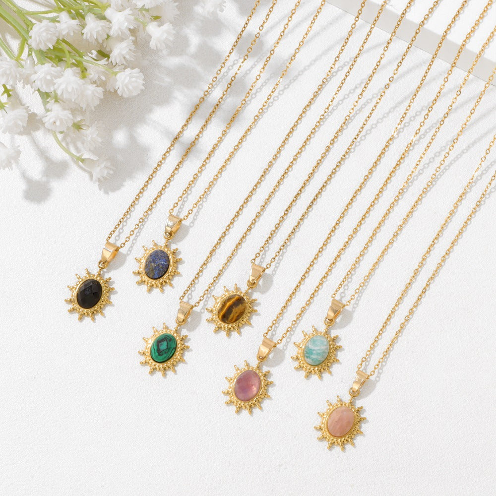 Wholesale Stainless Steel Round Sun Pendant Necklace Vintage Geometric Jewelry Accessory for Women Everyday