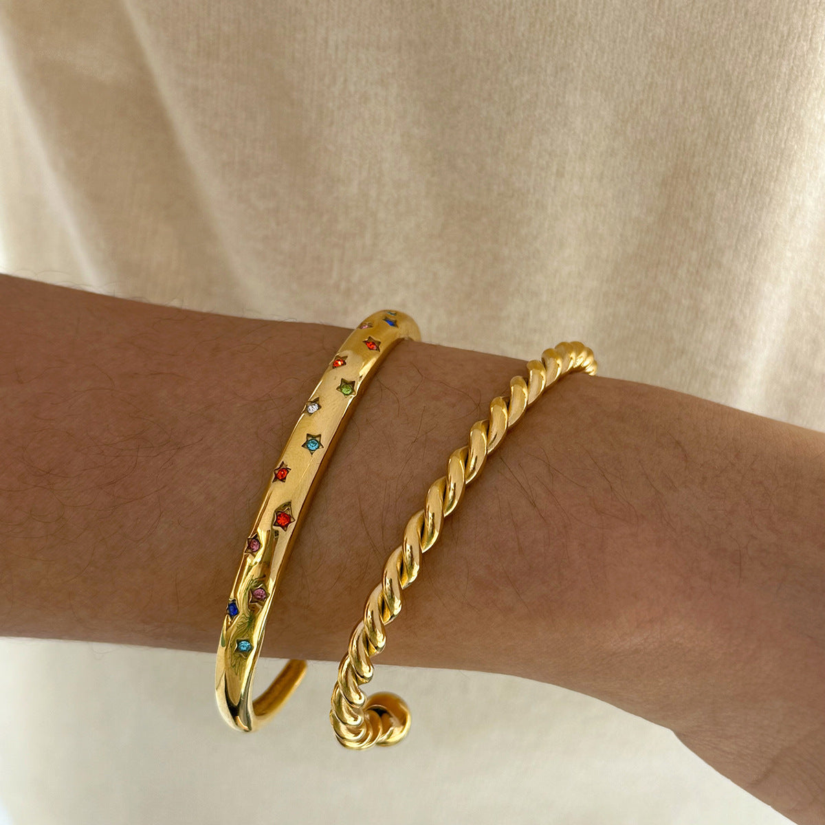 Wholesale Stainless steel colored diamond five-pointed star love pull bracelet