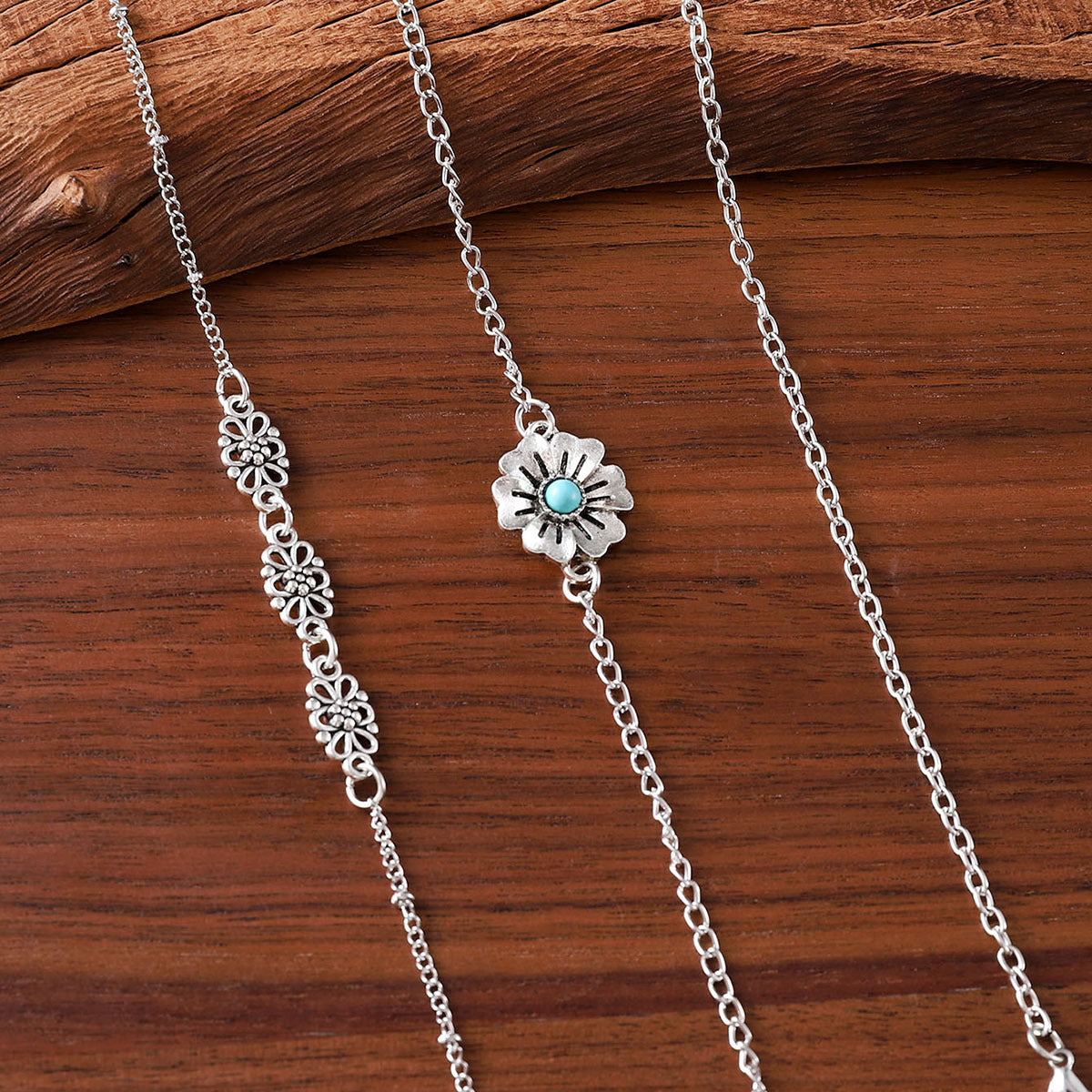 Wholesale 3-piece Stackable Zinc Alloy Electroplated Bohemian Style Turquoise Flower Openwork Bracelet Set