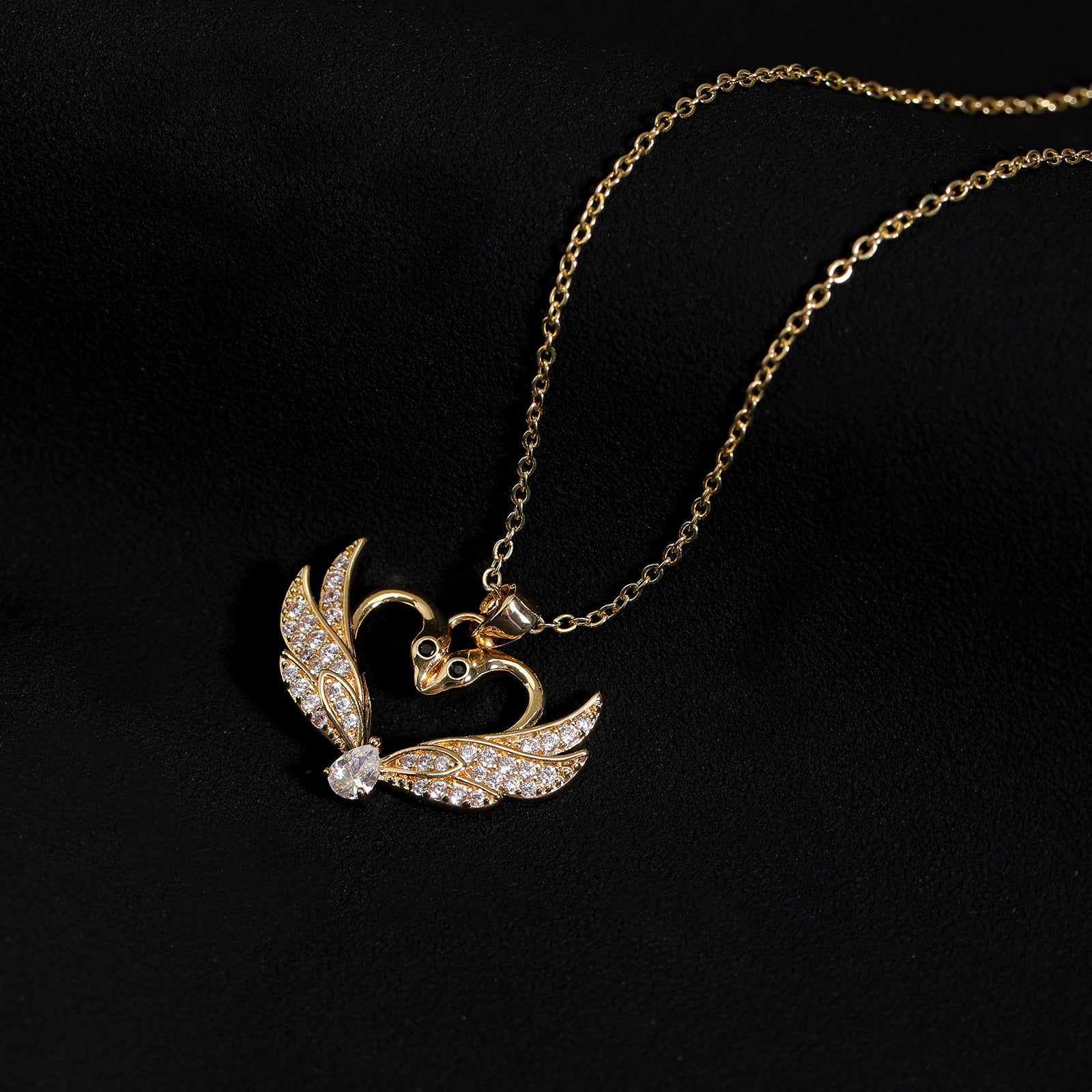 Wholesale Trendy Two Swan Pendant Necklace Copper Zircon Animal Shape Charm Layering Jewelry Boutique Resale
