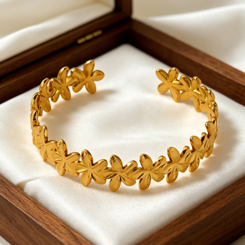 Wholesale Gold-Plated Copper Flower Bracelet &  Ring Set - Fashion Jewelry Accessory for Resale