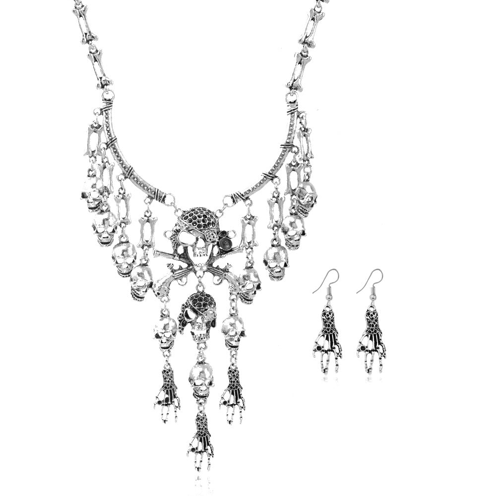 Wholesale Retro  Skull Tassel Necklace Antique Gold Fashion Accessory