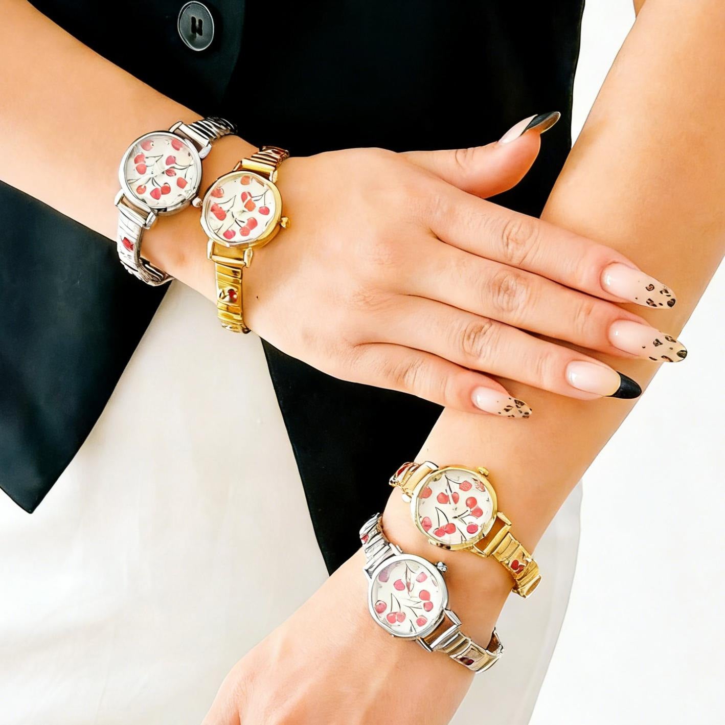 Wholesale Women' s Casual  Stylish Quartz Watch with Printed Cherry  Strawberry Design — DIY Modular Strap