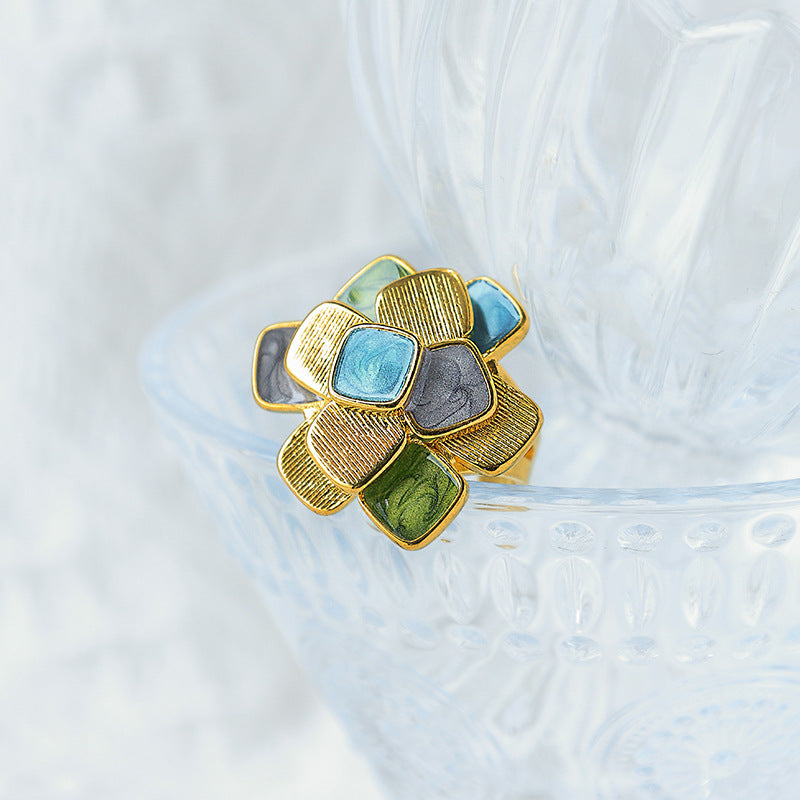 Wholesale  Palace Style Niche Gorgeous Personality Geometric Flower Ring