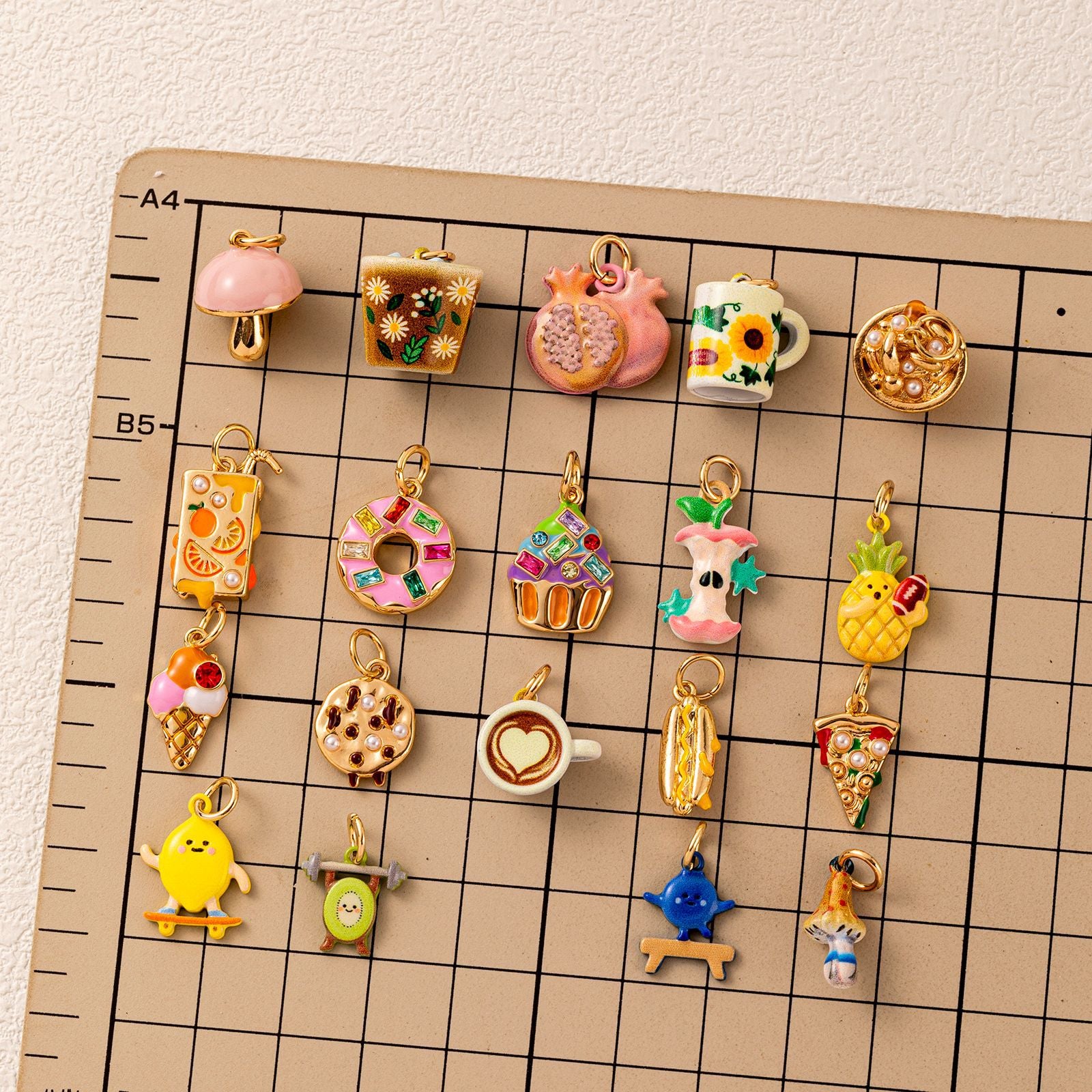 Wholesale Trendy Korean Style Fruit Dessert Pendant Charms Donut Pizza Cake Design Plated Copper DIY Jewelry Accessory For Bracelet Necklace Making Gift Boutique Resale