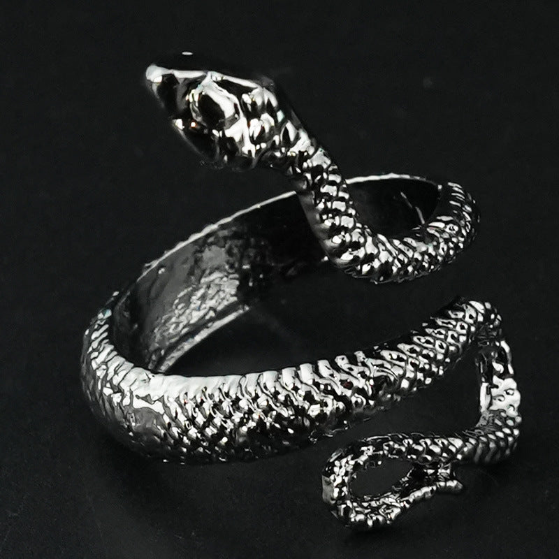 Wholesale Retro Gothic Snake Ring,  Trendy Fashion Accessory for Everyday Wear or Gift
