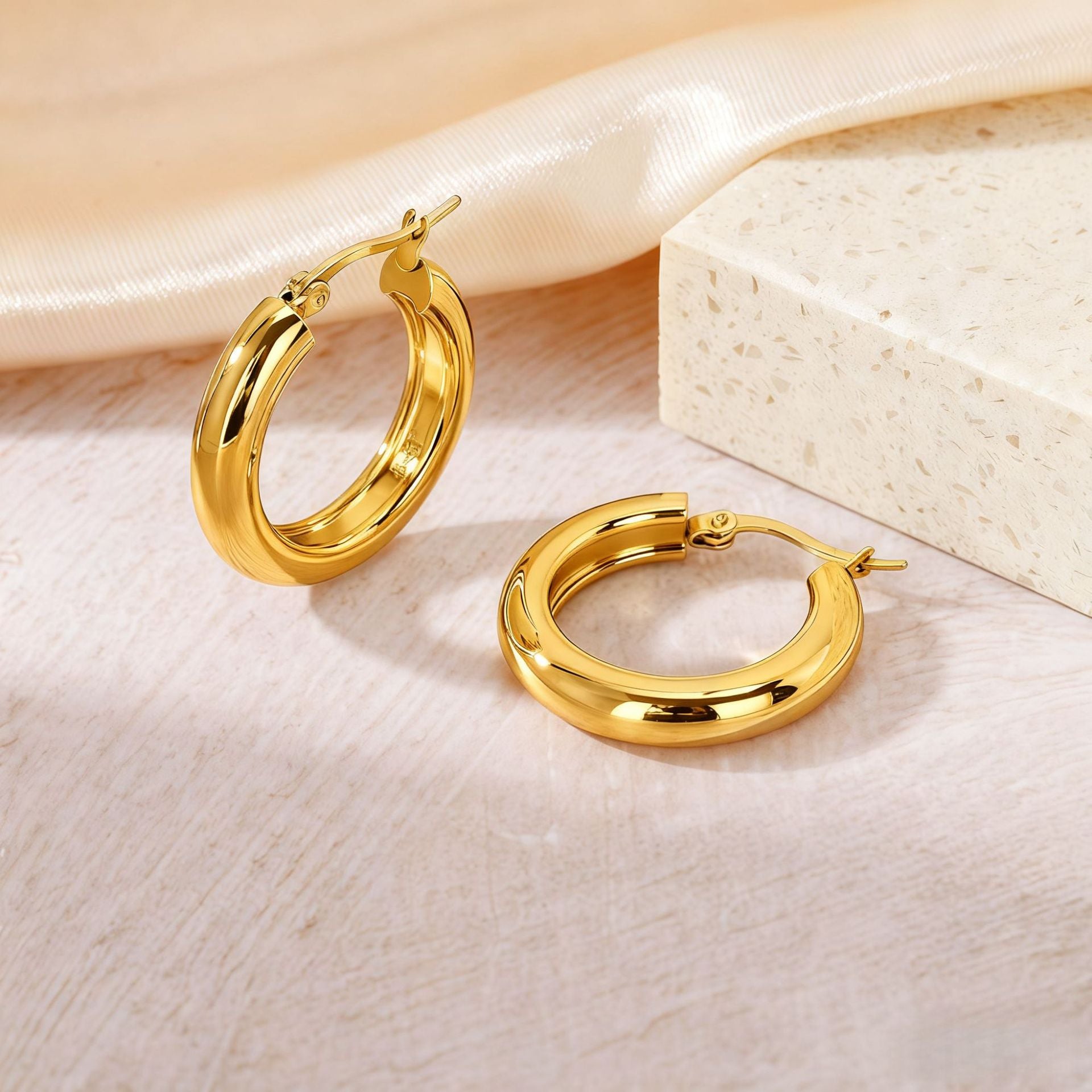 Wholesale Classic Hoop Versatile Non-Fading Titanium Steel Earrings