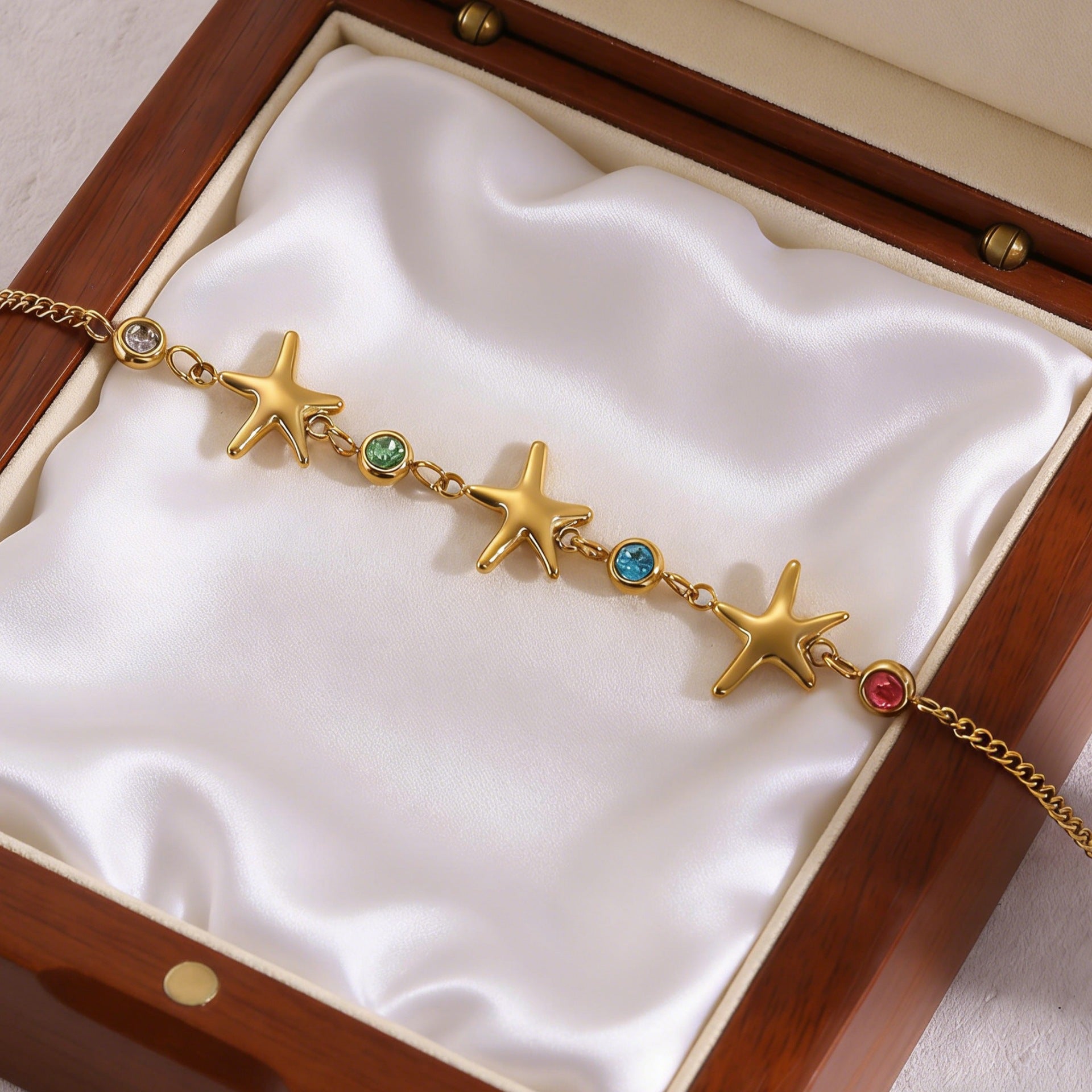 Wholesale Stainless Steel 18k Gold Plated Star Birthstone Bracelet Women' s Jewelry Gift