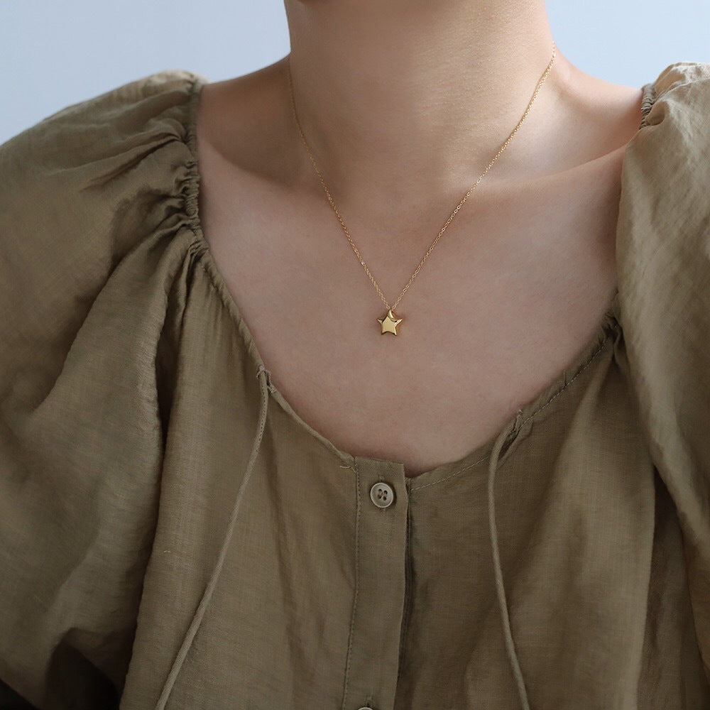 Wholesale  Lucky Star Simple Pentagonal Star Titanium Steel Necklace