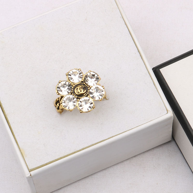 Wholesale Alloy Vintage Flower Ring with Diamond Detail,  Adjustable Open Ring for Women,  Trendy Fashion Accessory ACCVIP