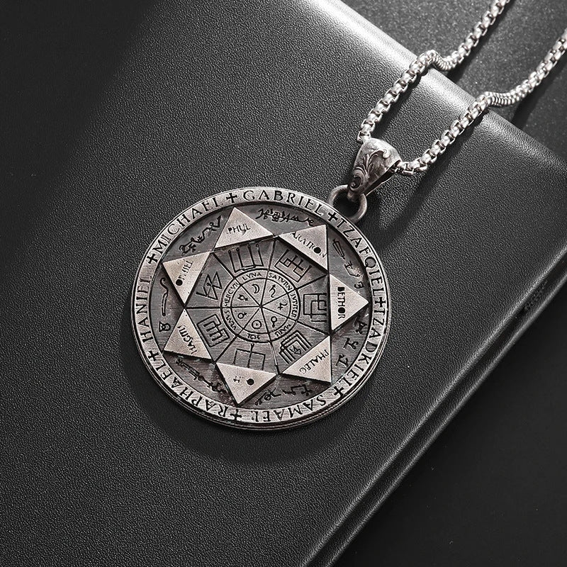 Wholesale environmental protection material compass pendant necklace