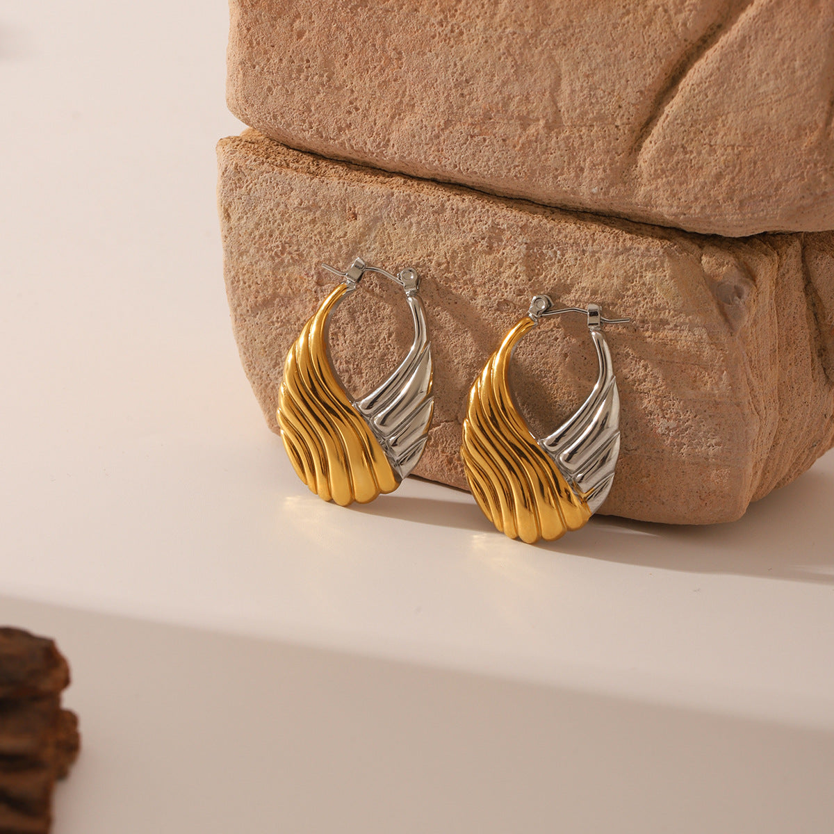 Wholesale geometric thread titanium steel earrings