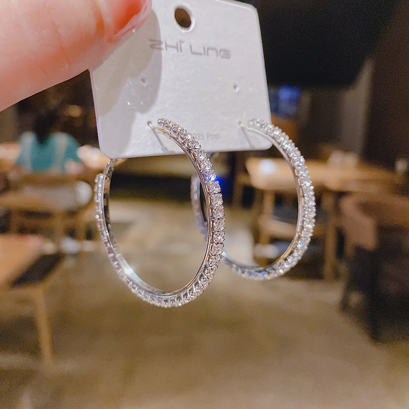 Wholesale Gold Round Rhinestone Earrings - Trendy Jewelry Accessory for Everyday Wear