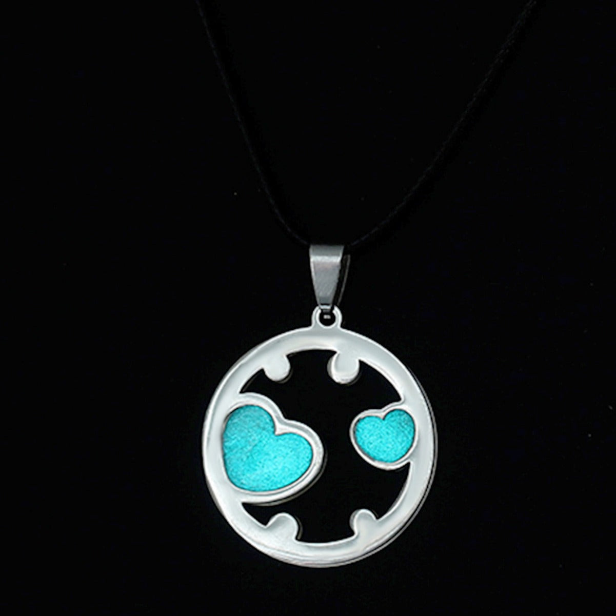 Wholesale Valentine's Day Heart Shape Stainless Steel Luminous Pendant Necklace
