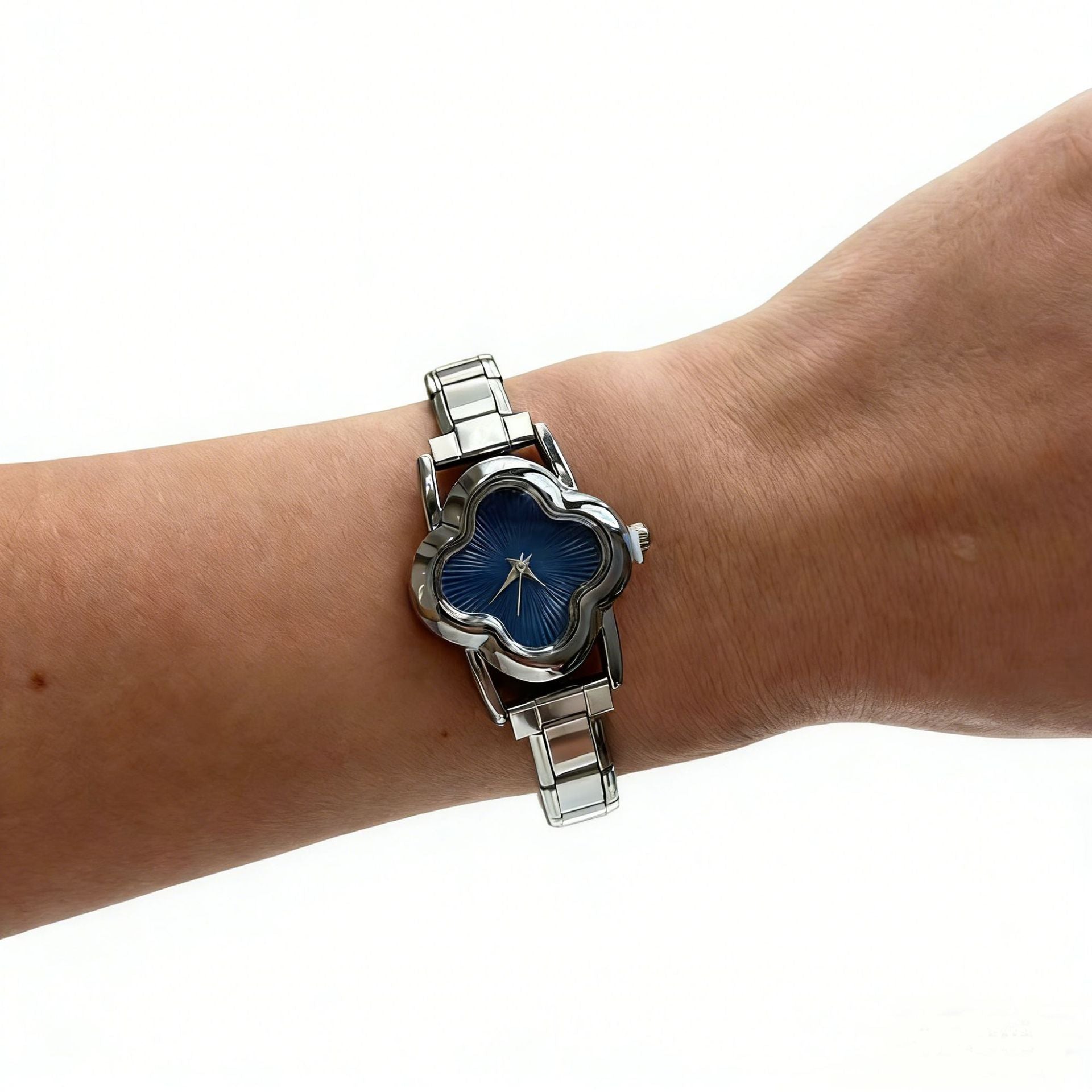 Wholesale Four-Leaf Clover Modular Women' s Watch with Detachable Steel Band,  DIY Fashion Accessory for Parties and Gifts